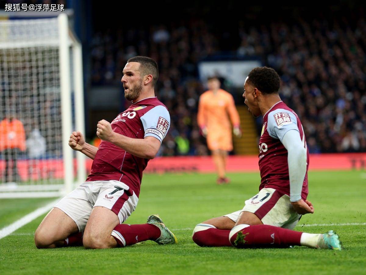 阿斯顿维拉迎英超关键赛；加时末段内部沟通；话题不断；年轻球员得到机会的简单介绍